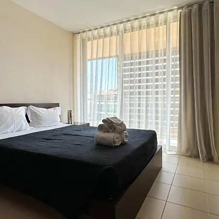 Herdade Dos Salgados, T2 12c 3d, Lagoas Apartment *